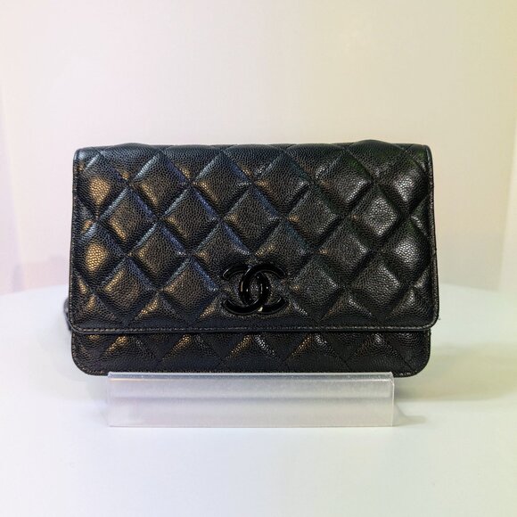 Chanel So Black Quilted Leather Wallet on Chain - Picture 1 of 15